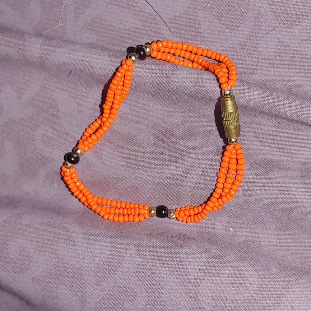 6 assorted bracelets - Picture 5 of 8